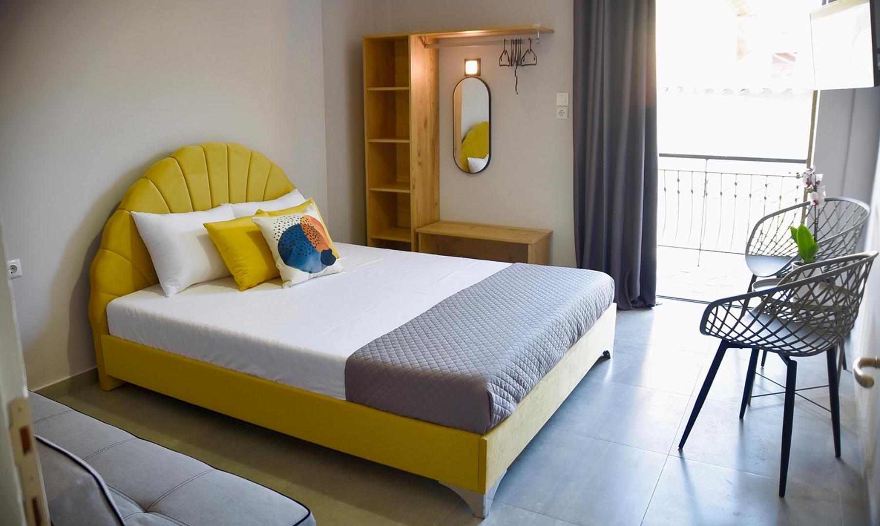 Room Nine 9 Beachfront Apartments Nea Kallikrateia Экстерьер фото